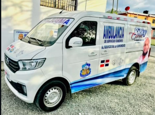 El Ayuntamiento de El Carril pone en servicio una nueva ambulancia fúnebre para la comunidad